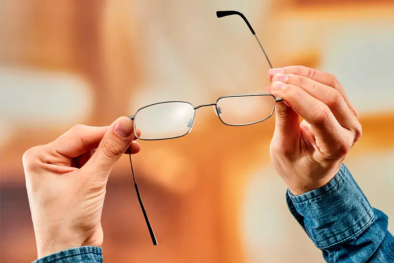 Advantages of Titanium&Memory Frame
